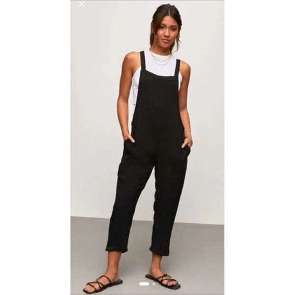 Vici Pants - VICI Overalls Jumpsuit Womens Small Black Relaxed Fit Adjustable Straps Rayon